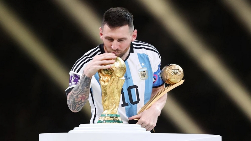 Và đơn giản chỉ là Messi